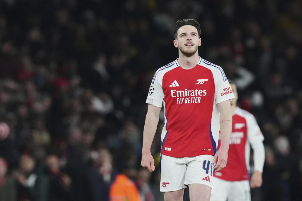 比赛中更是 比赛中更是